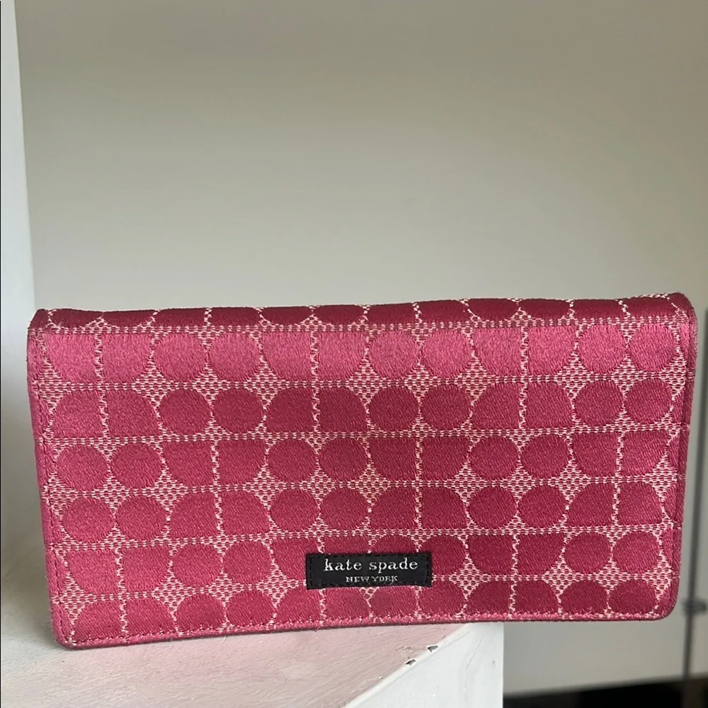 Kate Spade New York Pink Dot Noel & Black Leather Wallet - Picture 2 of 7